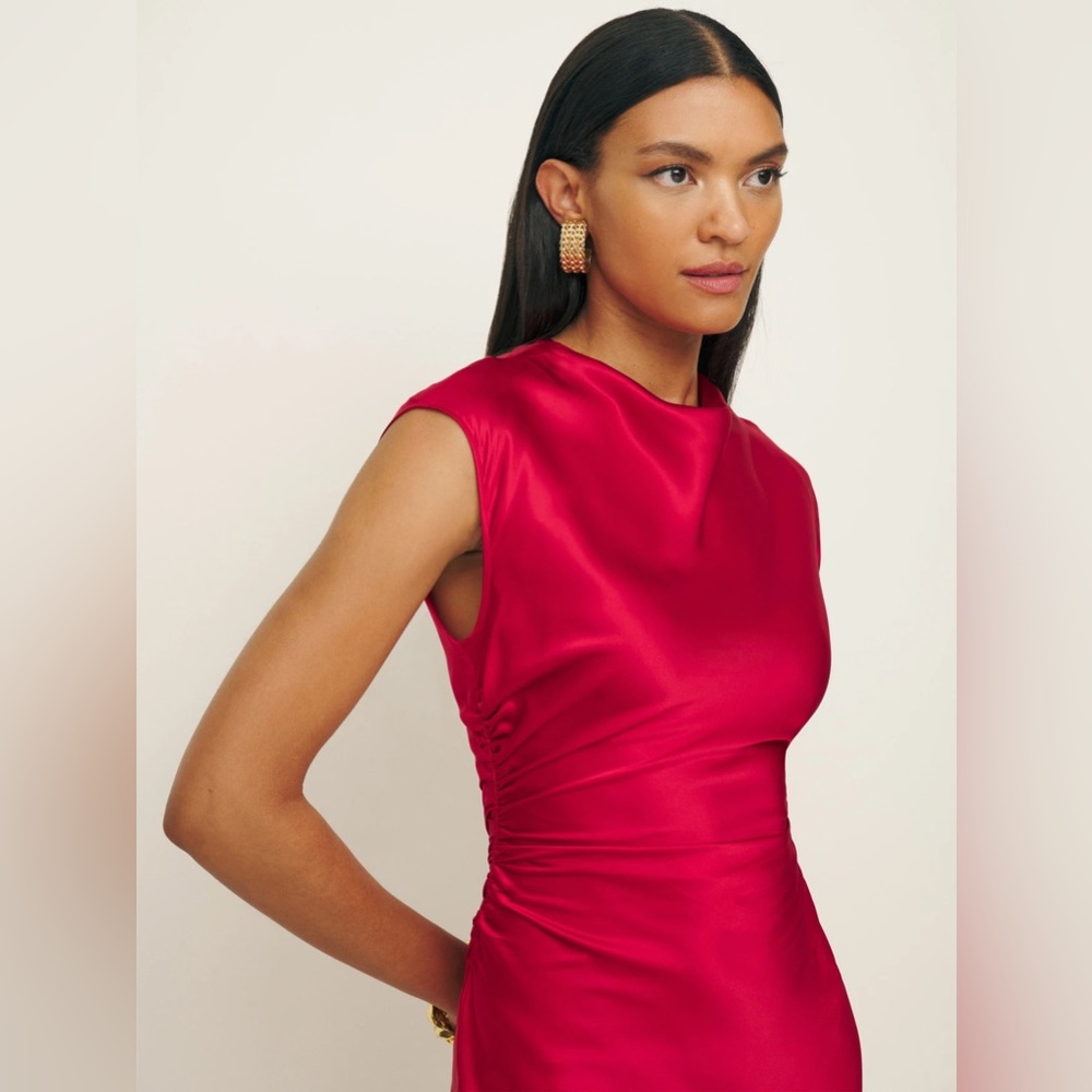 Reformation Veida Silk Midi Dress in Lipstick Red | size 2 - Picture 4 of 14